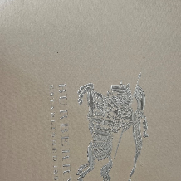 Burberry “Girl About Town Jazmine Boot with Fringe” - Picture 2 of 5